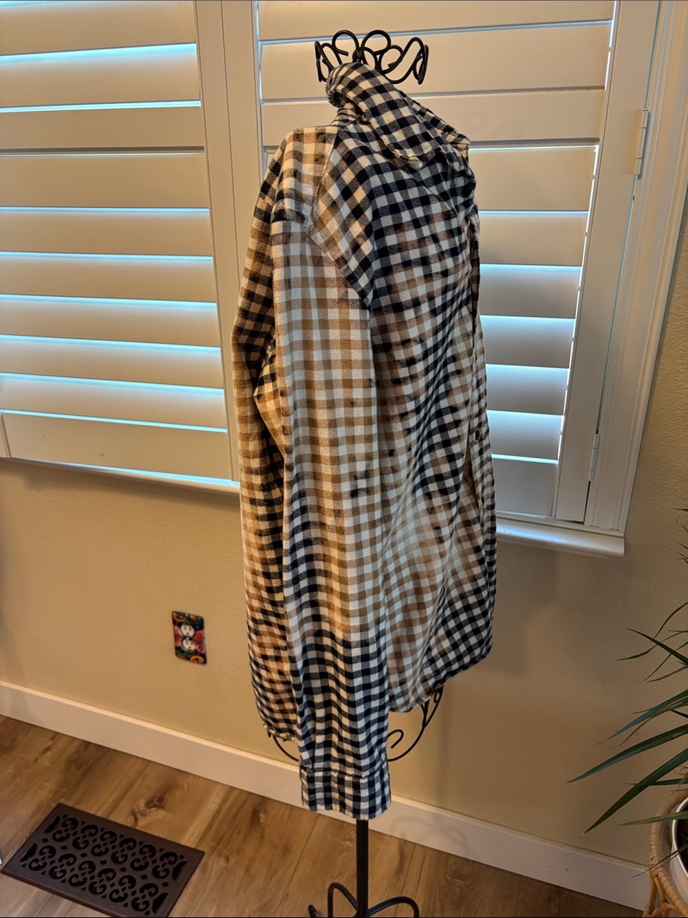 Handmade one of a kind distressed Dolly Parton Plaid Button-Up Shirt - Picture 4 of 7